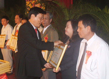 Phú Yên Gắn các phong trào thi đua của phụ nữ vớiCcuộc vận động